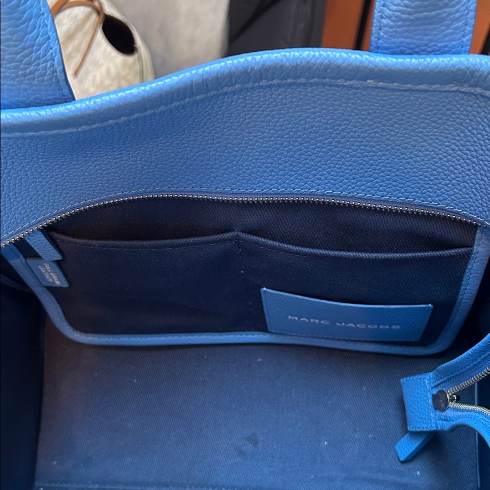 Marc Jacobs Sky Blue Tote - Picture 4 of 5